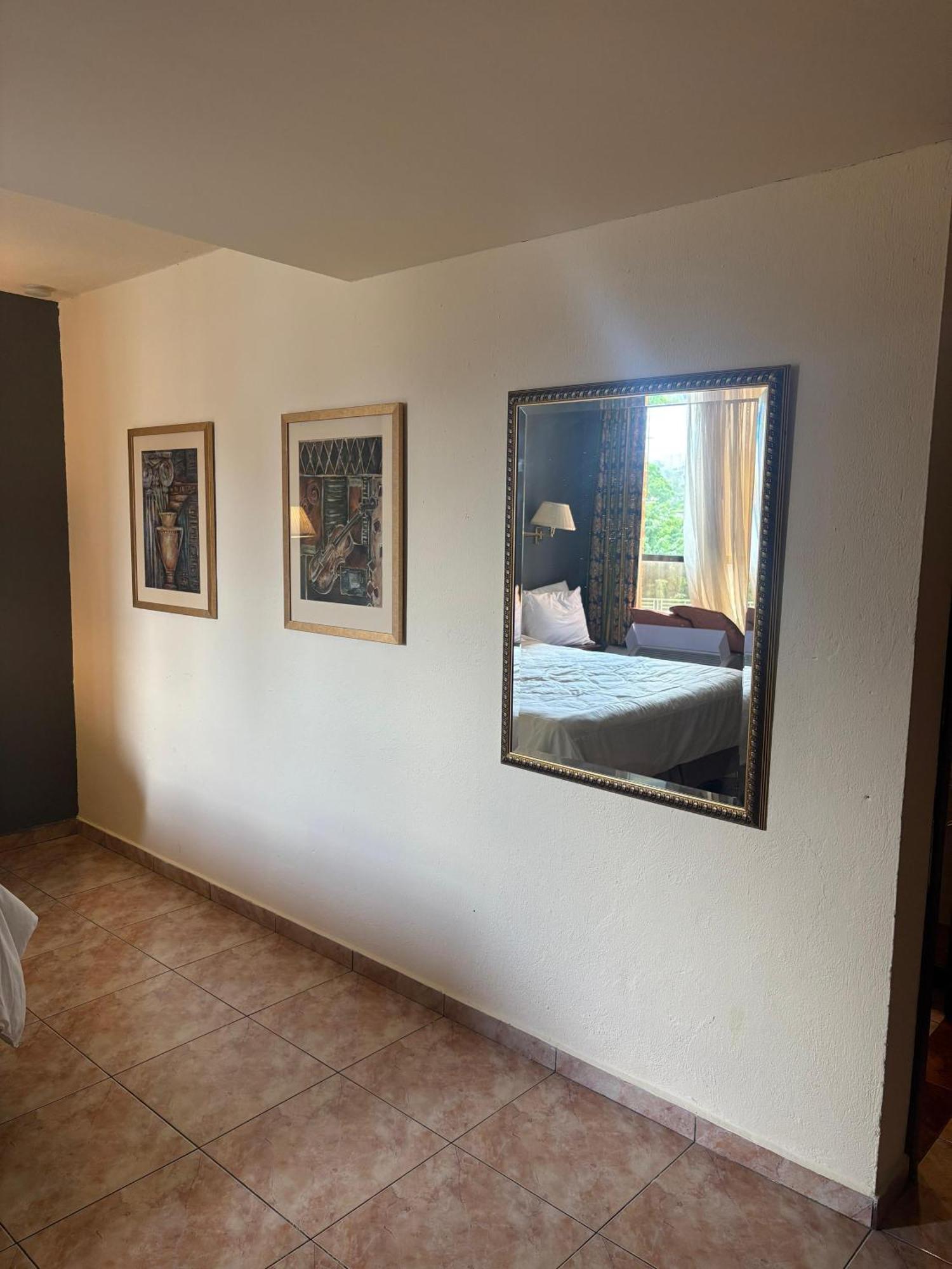 Florencia Plaza Hotel Тегусигалпа Екстериор снимка